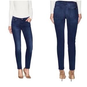 7 For All Mankind Women's Slim Cigarette Jean in Dark Wash Denim Size 28 MidRise